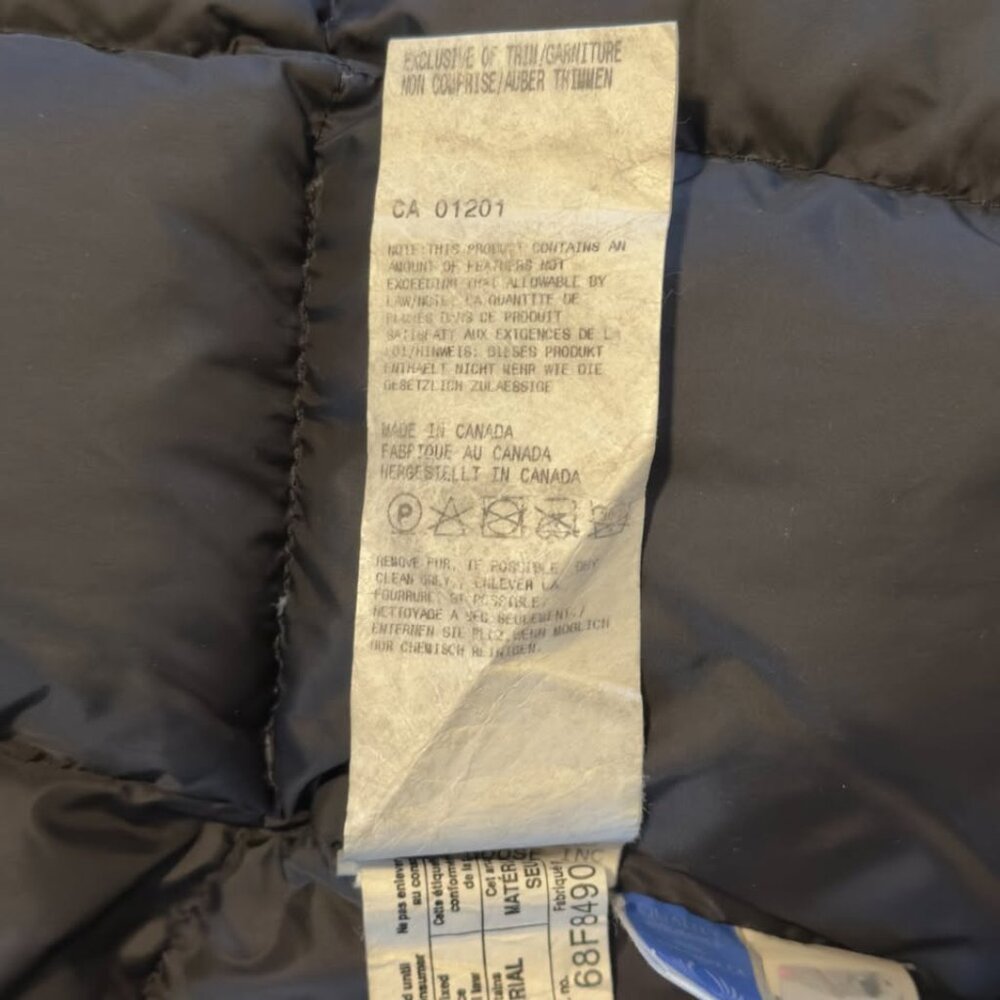 Canada Goose Original Trillium Parka – Women's Medium – Black - Picture 10 of 11